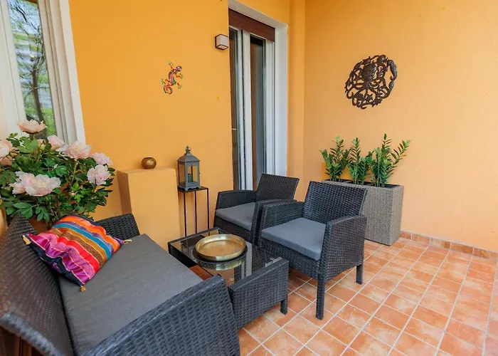 Sunset Bridge Apartmán *